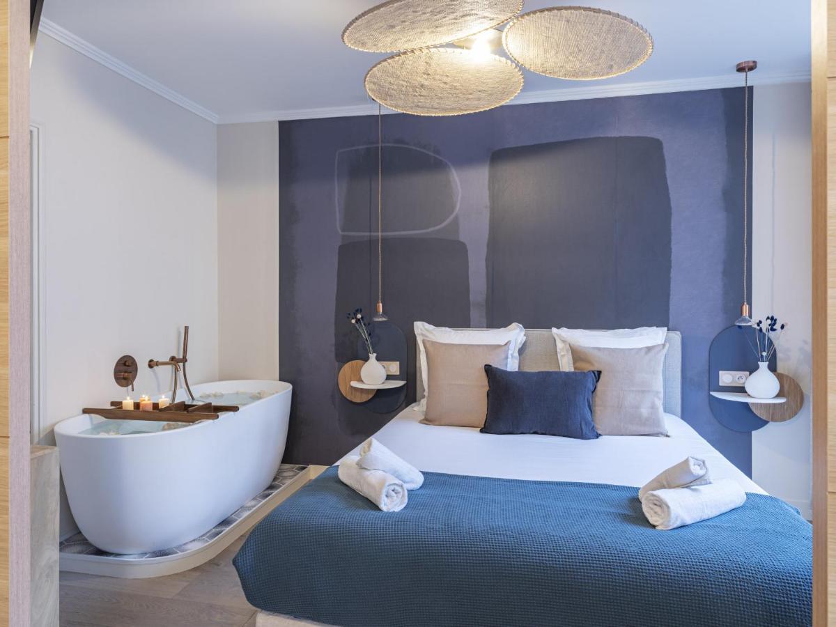 The Blue Suite On Champs Elysees Avenue Paris Extérieur photo