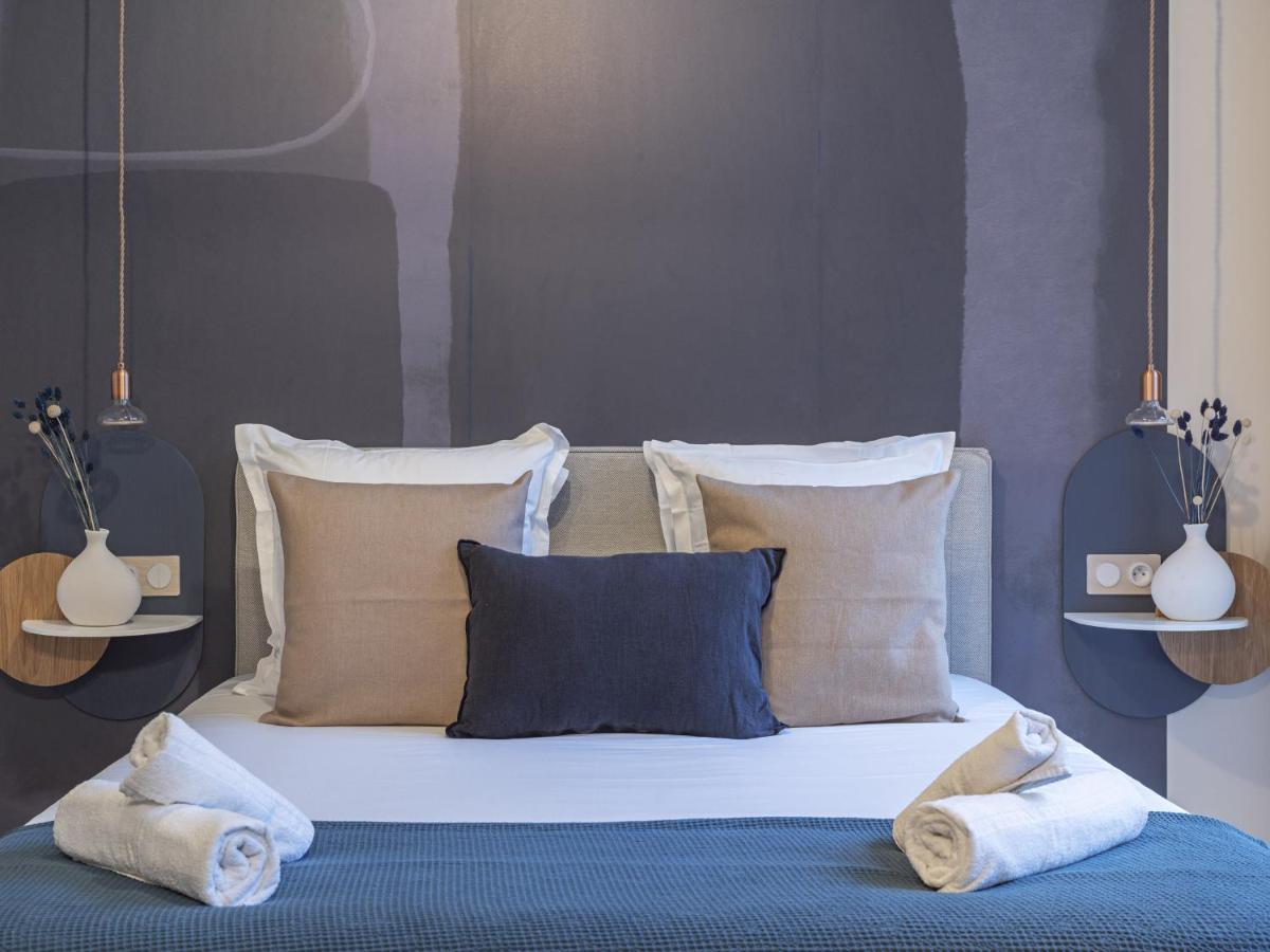 The Blue Suite On Champs Elysees Avenue Paris Extérieur photo