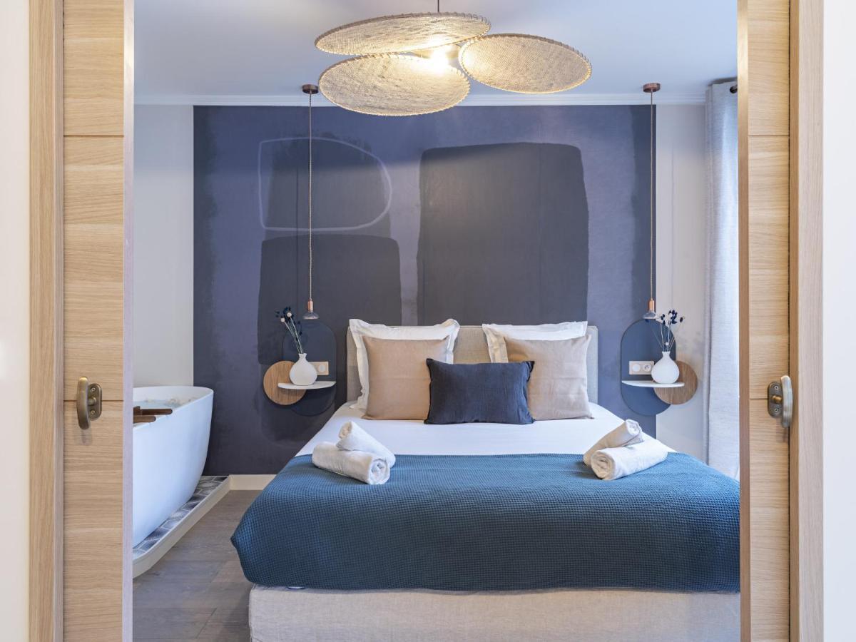 The Blue Suite On Champs Elysees Avenue Paris Extérieur photo