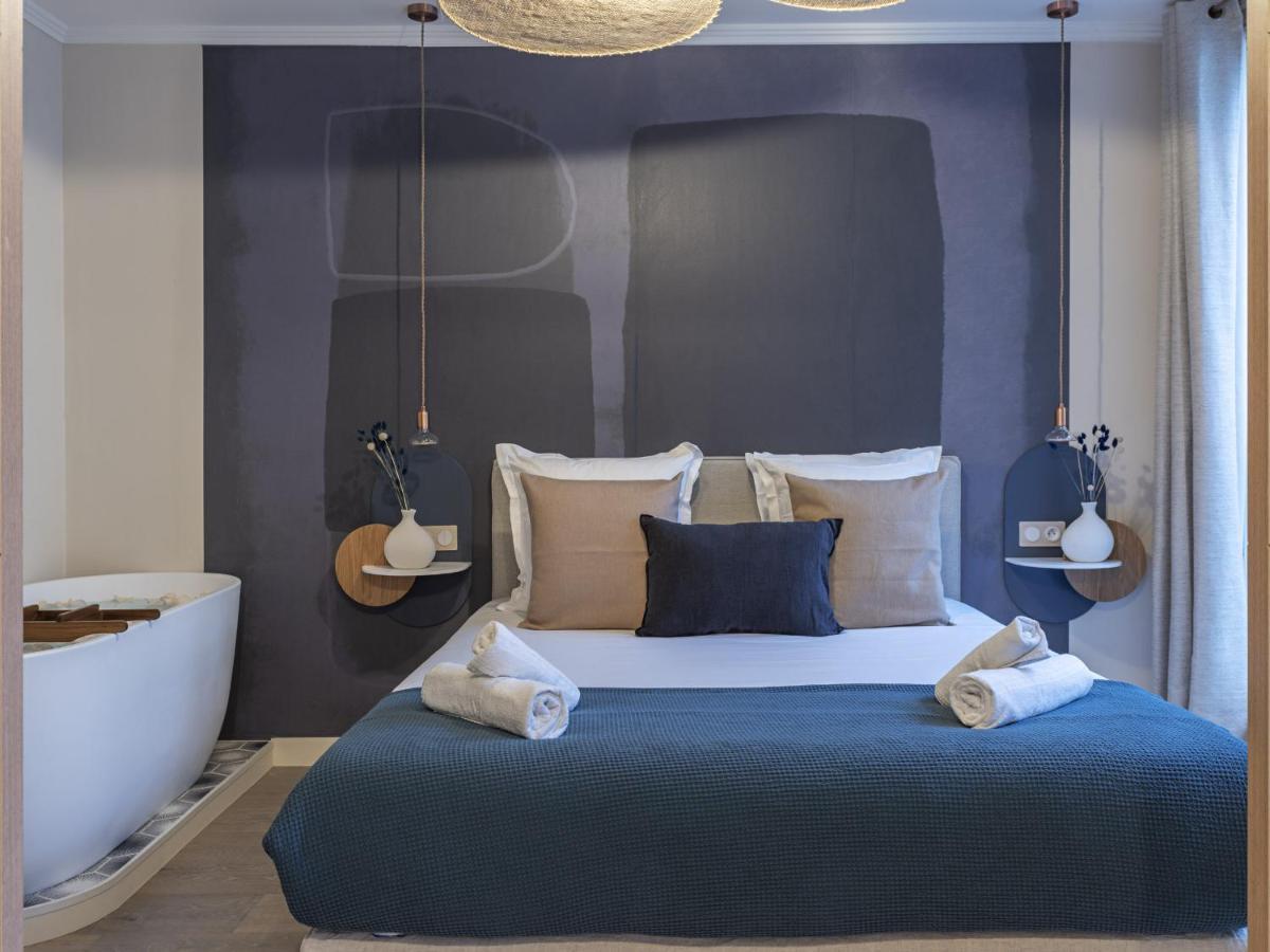The Blue Suite On Champs Elysees Avenue Paris Extérieur photo